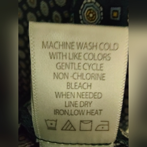 Max Studio Crepe Blouse With Surplice Front Size M - Picture 6 of 9